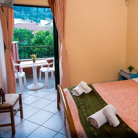 Panos Lägenhet Benitses (Corfu)