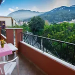 Panos
