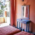 Panos Apartmán