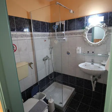 Panos Apartman Benícesz